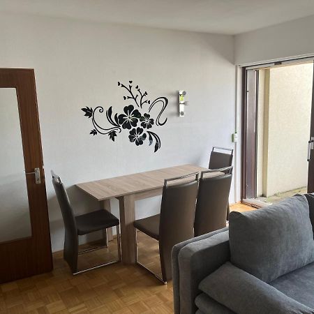 Apartment Naehe Hauptbahnhof Und Innenstadt Würzburg Exterior foto